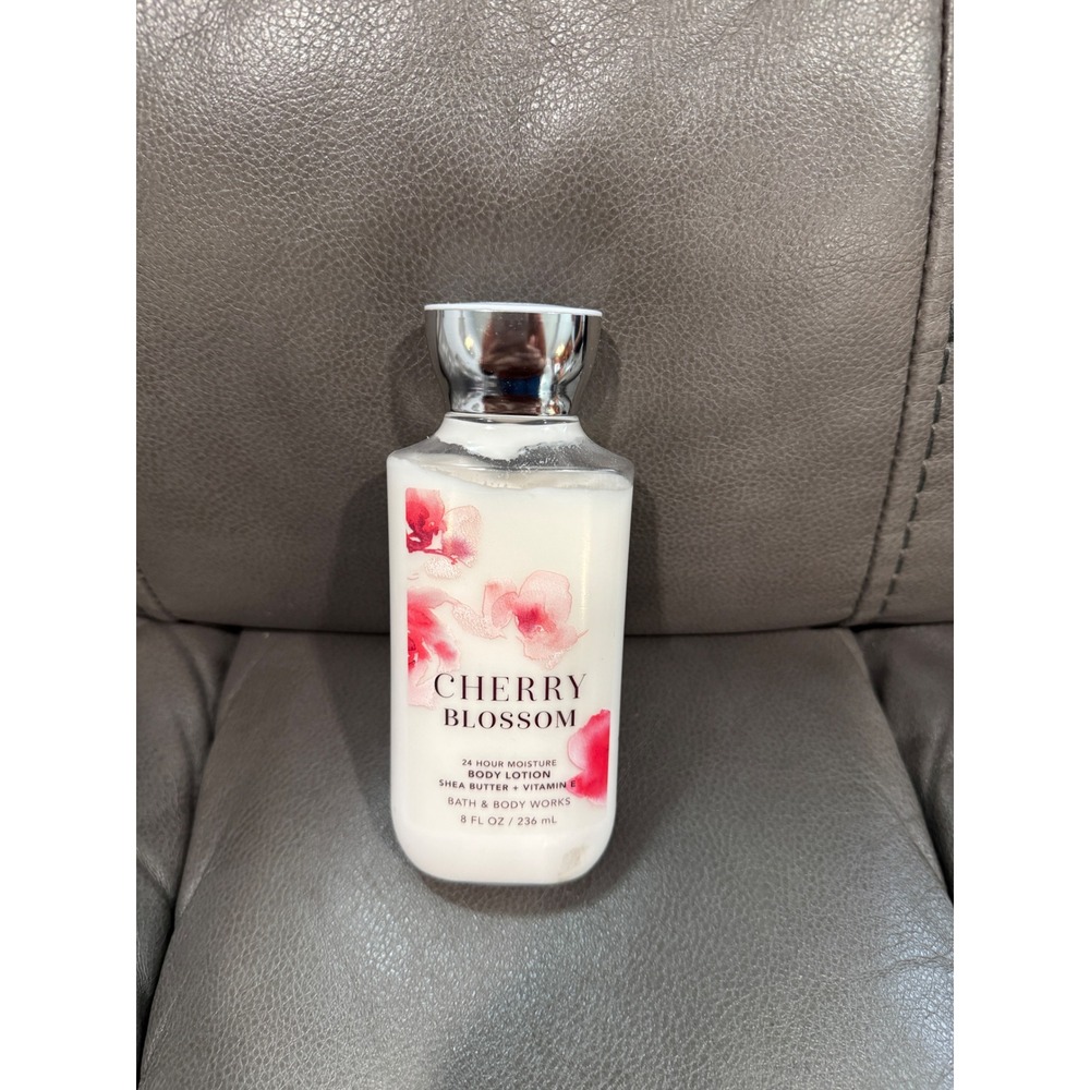 Bath & Body Works Cherry Blossom 24 Hour Moisture Body Lotion 8oz Shea Butter